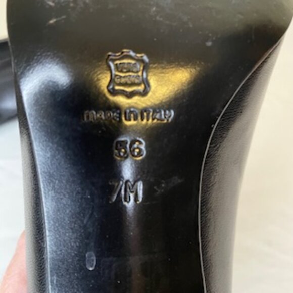 Via Spiga Black Pumps, Mid Heel, 7M, Italian Leather, Excellent Used Condition - Picture 7 of 7